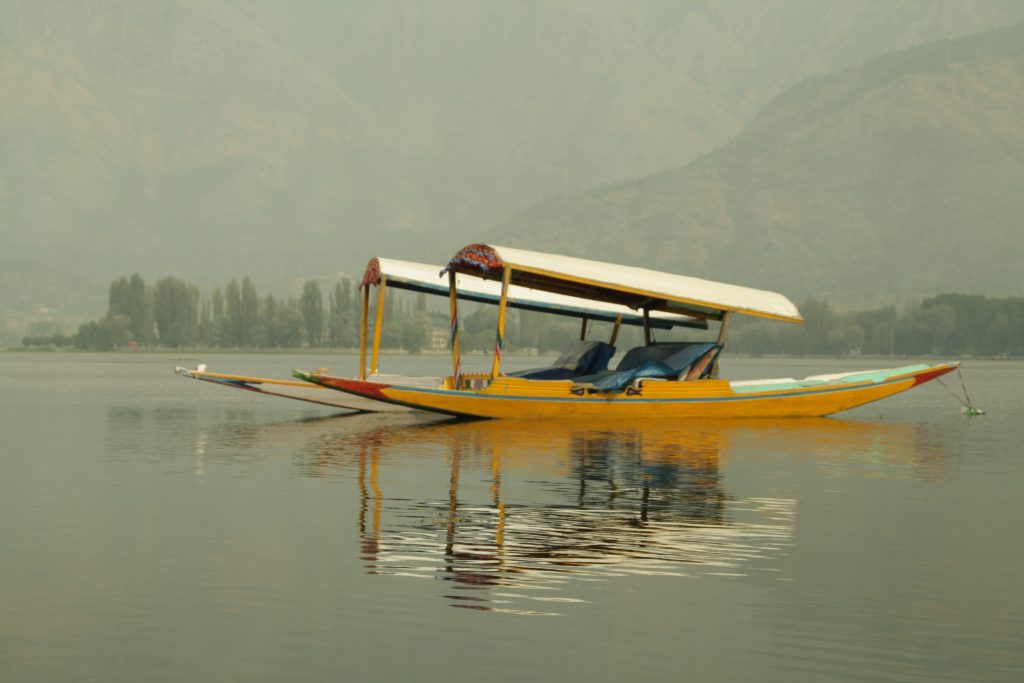 Kashmir travel Dal Lake